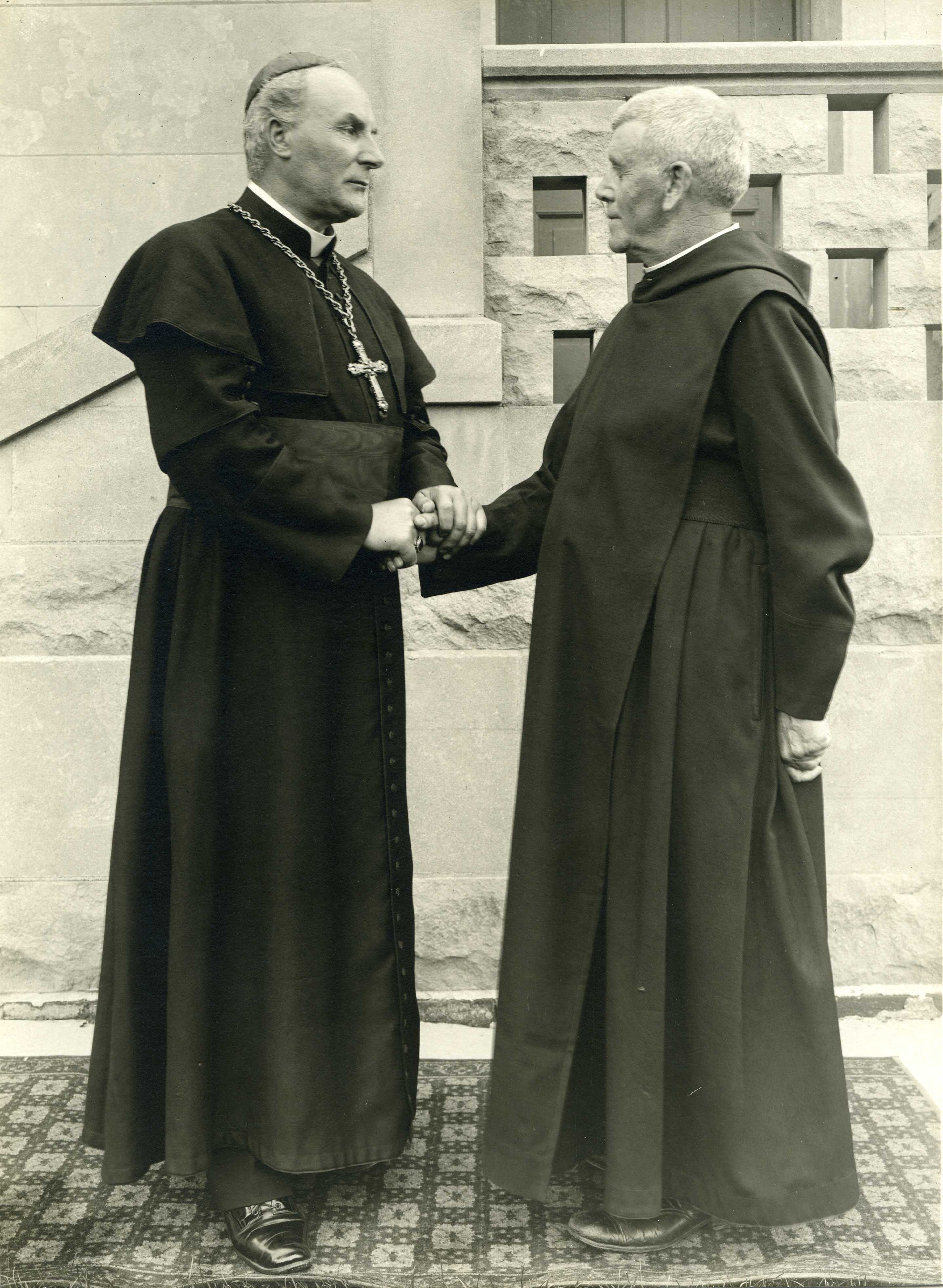 April – Juni 1923 Michael Kardinal von Faulhaber dankt Pater Lukas Etlin OSB in Clyde, Ohio für die amerikanischen Spenden an Deutschland.